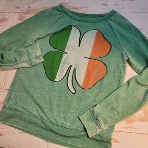 St.Pats Day .. Ladies .. Medium Long Sleeve Distressed Thin Tshirt